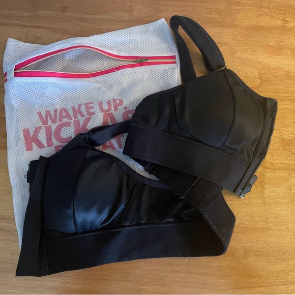 Sports Bra - Picture 3 of 3